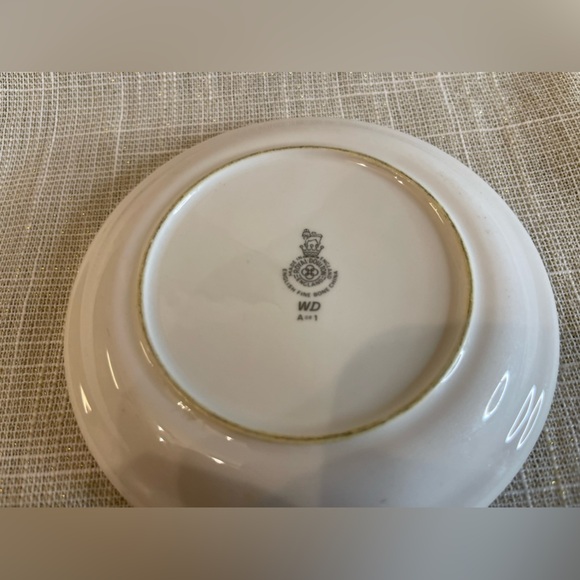 Set of‎ 3 Royal Doulton WD A081 4.75” Bread Plates – Fine Bone China England - Picture 4 of 8